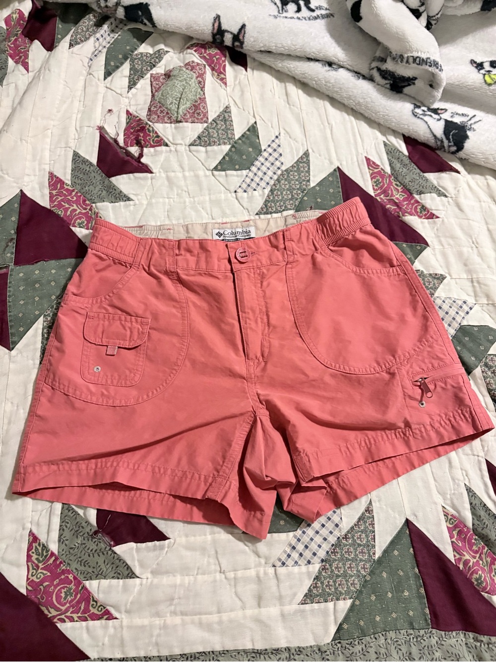 Columbia Coral Pink Women's Outdoor Utility Shorts
